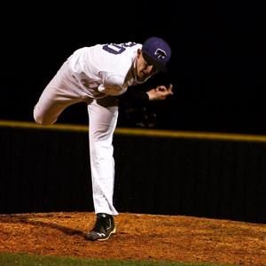 Meet your Posher, Derek